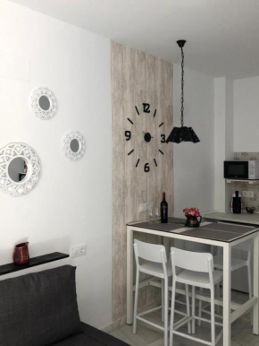 Allo Apartments 